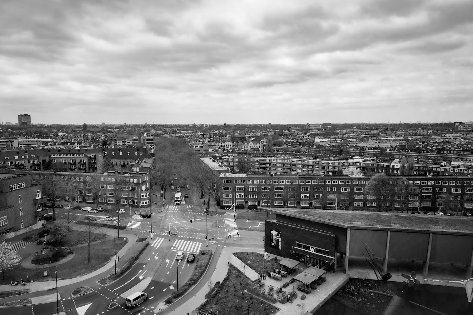 Rotterdam as seen from the top of Boijmans Depot, looking towards Delft in black and white, Rotterdam NL